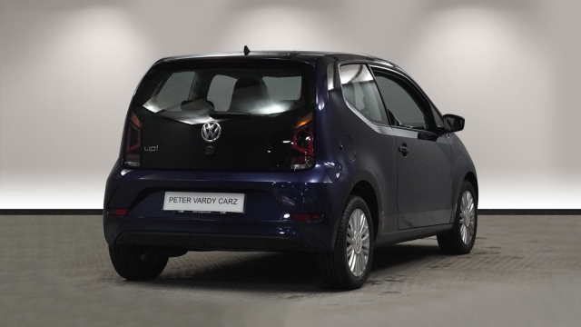 View the 2017 Volkswagen Up: 1.0 Move Up 3dr Online at Peter Vardy
