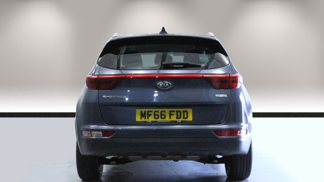 View the 2016 Kia Sportage: 1.6 GDi ISG 2 5dr Online at Peter Vardy