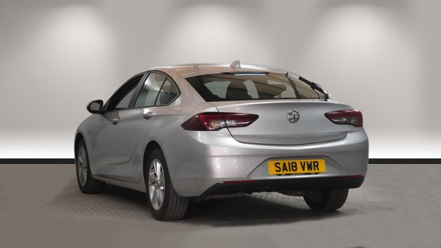 View the 2018 Vauxhall Insignia: 1.5T ecoTec Design Nav 5dr Online at Peter Vardy