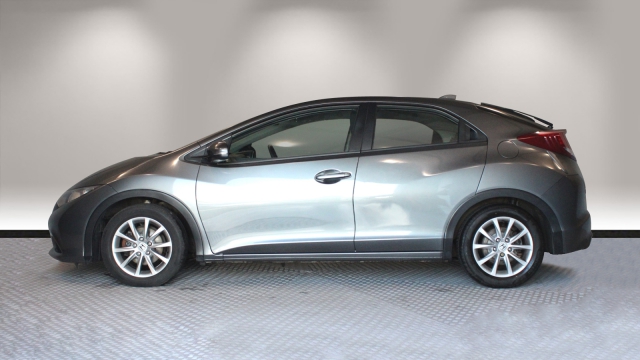 View the 2014 Honda Civic: 1.8 i-VTEC S 5dr Online at Peter Vardy