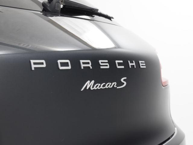 View the 2016 Porsche Macan: S 5dr PDK Online at Peter Vardy