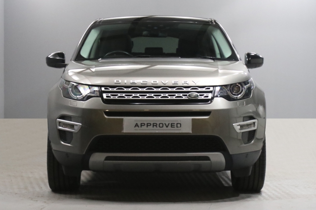 View the 2017 Land Rover Discovery Sport: 2.0 TD4 180 HSE Luxury 5dr Auto Online at Peter Vardy