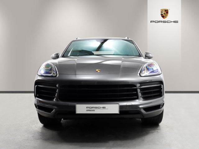 View the 2019 Porsche Cayenne: S 5dr Tiptronic S Online at Peter Vardy
