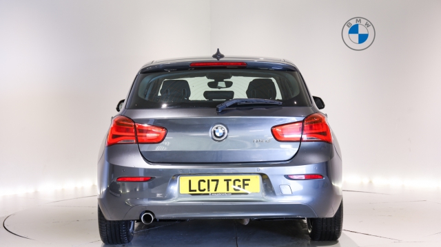 View the 2017 Bmw 1 Series: 116d EfficientDynamics Plus 5dr Online at Peter Vardy