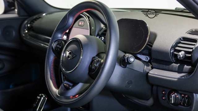View the 2021 Mini Clubman: 1.5 Cooper Sport 6dr Auto [Comfort/Nav+ Pack] Online at Peter Vardy