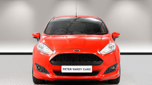 View the 2016 Ford Fiesta: 1.0 EcoBoost ST-Line 5dr Online at Peter Vardy