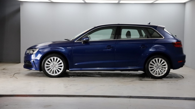 View the 2016 Audi A3: 1.4 TFSI e-tron 5dr S Tronic Online at Peter Vardy
