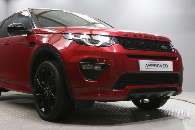 View the 2017 Land Rover Discovery Sport: 2.0 TD4 180 HSE Dynamic Lux 5dr Auto Online at Peter Vardy