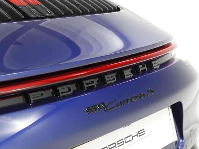 View the Porsche 911: S 2dr PDK Online at Peter Vardy