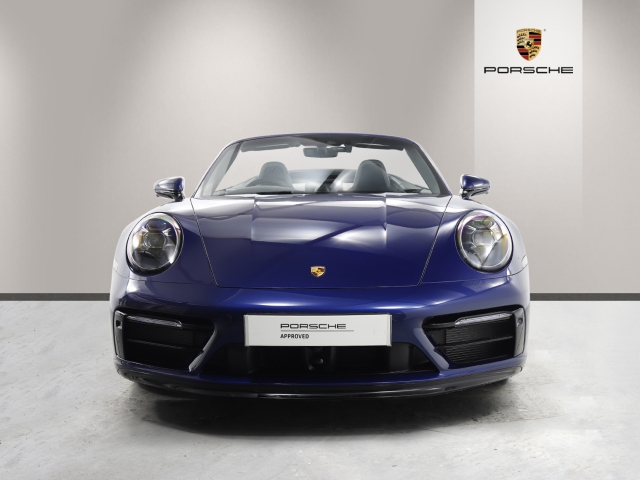View the Porsche 911: S 2dr PDK Online at Peter Vardy
