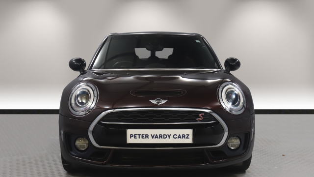 View the 2015 Mini Clubman: 2.0 Cooper S 6dr [John Cooper Works Chili Pack] Online at Peter Vardy
