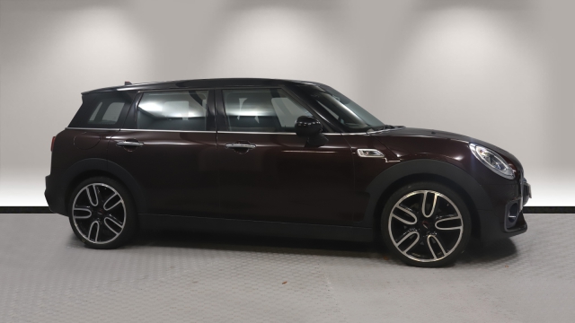 View the 2015 Mini Clubman: 2.0 Cooper S 6dr [John Cooper Works Chili Pack] Online at Peter Vardy