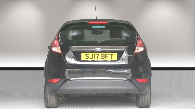 View the 2017 Ford Fiesta: 1.25 82 Zetec 3dr Online at Peter Vardy
