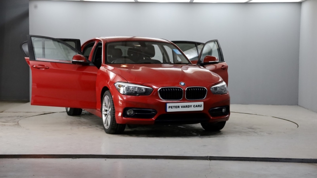 View the 2018 Bmw 1 Series: 118i [1.5] Sport 5dr [Nav/Servotronic] Online at Peter Vardy
