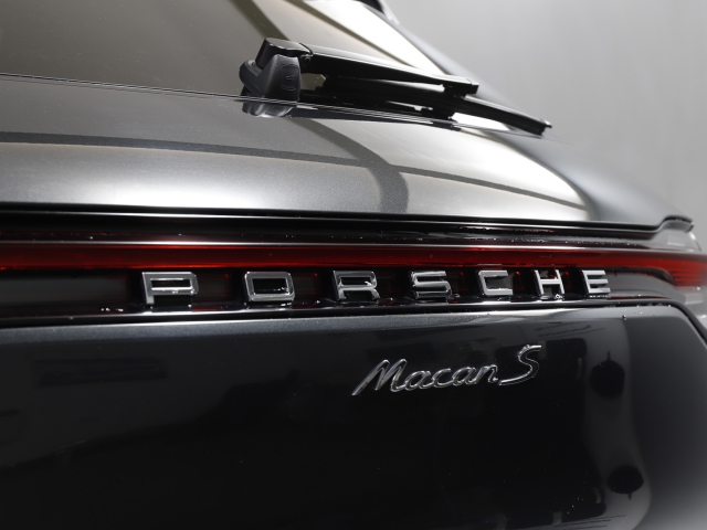 View the 2019 Porsche Macan: S 5dr PDK Online at Peter Vardy