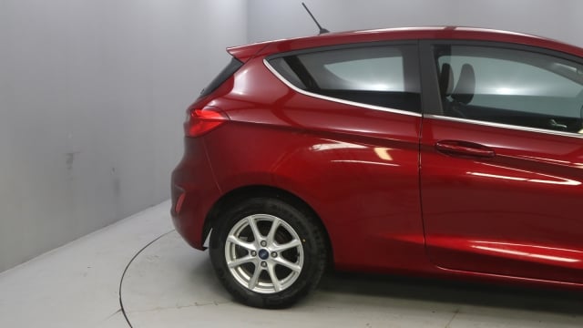 View the 2018 Ford Fiesta: 1.1 Zetec 3dr Online at Peter Vardy