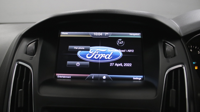 View the 2015 Ford Focus: 1.0 EcoBoost 125 Zetec S 5dr Online at Peter Vardy