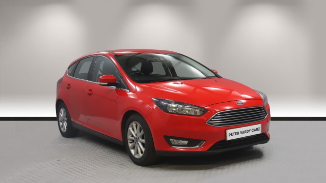 View the 2018 Ford Focus: 2.0 TDCi Titanium Navigation 5dr Online at Peter Vardy