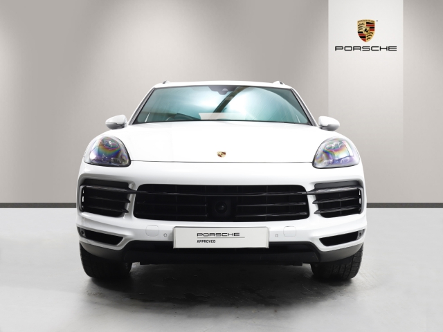 View the 2020 Porsche Cayenne: E-Hybrid 5dr Tiptronic S Online at Peter Vardy