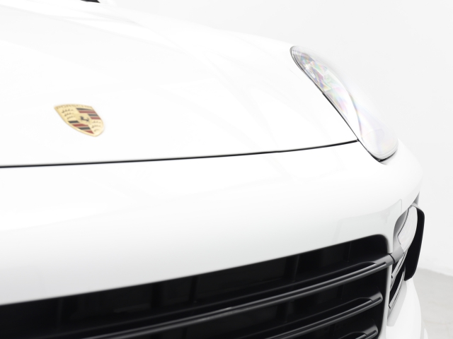 View the 2020 Porsche Cayenne: E-Hybrid 5dr Tiptronic S Online at Peter Vardy