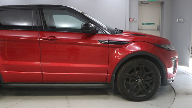 View the 2016 Land Rover Range Rover Evoque: 2.0 TD4 HSE Dynamic 5dr Auto Online at Peter Vardy