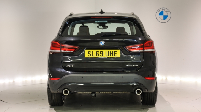 View the 2019 Bmw X1: xDrive 20i SE 5dr Step Auto Online at Peter Vardy