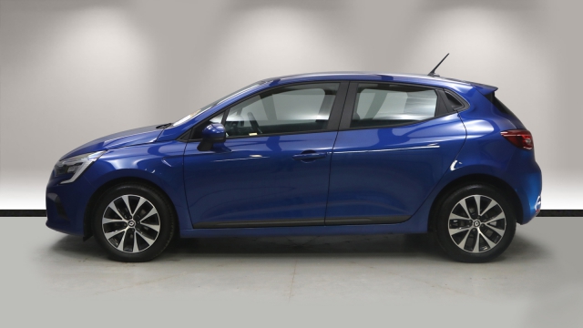 View the 2021 Renault Clio: 1.0 TCe 90 Iconic 5dr Online at Peter Vardy