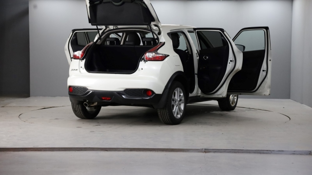 View the 2018 Nissan Juke: 1.5 dCi Bose Personal Edition 5dr Online at Peter Vardy