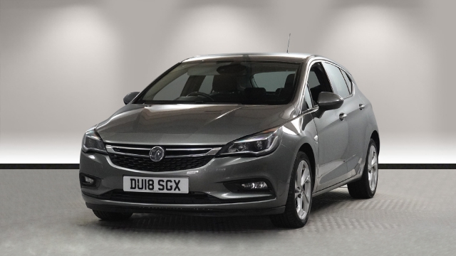 View the 2018 Vauxhall Astra: 1.4i 16V SRi 5dr Online at Peter Vardy
