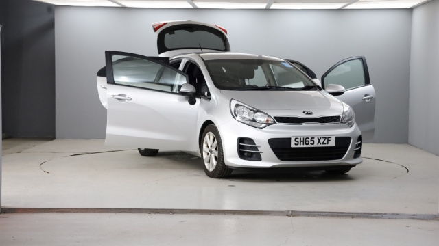 View the 2015 Kia Rio: 1.25 ISG 2 5dr Online at Peter Vardy