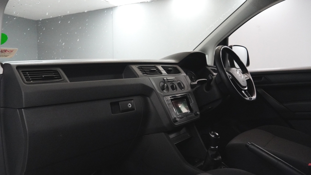 View the 2018 Volkswagen Caddy: 2.0 TDI BlueMotion Tech 75PS Startline Van Online at Peter Vardy