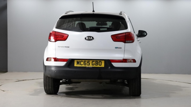 View the 2015 Kia Sportage: 1.7 CRDi ISG 2 5dr Online at Peter Vardy