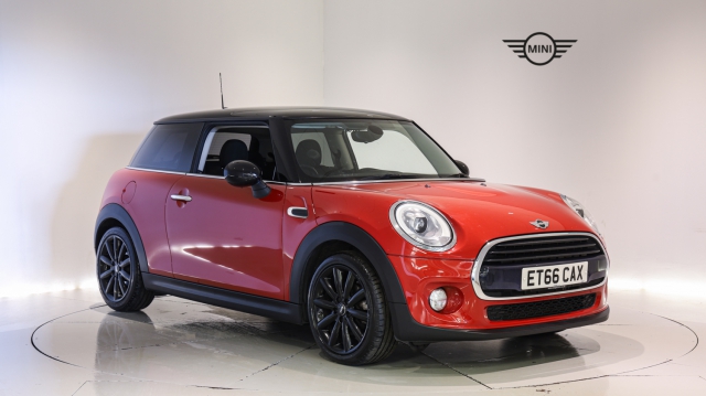 View the 2016 Mini Hatchback: 1.5 Cooper 3dr Auto [Pepper Pack] Online at Peter Vardy