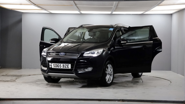 View the 2015 Ford Kuga: 2.0 TDCi 180 Titanium X Sport 5dr Online at Peter Vardy