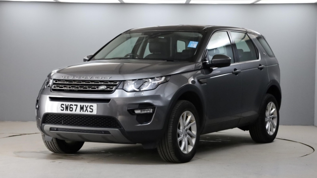 View the 2018 Land Rover Discovery Sport: 2.0 TD4 180 SE Tech 5dr Online at Peter Vardy