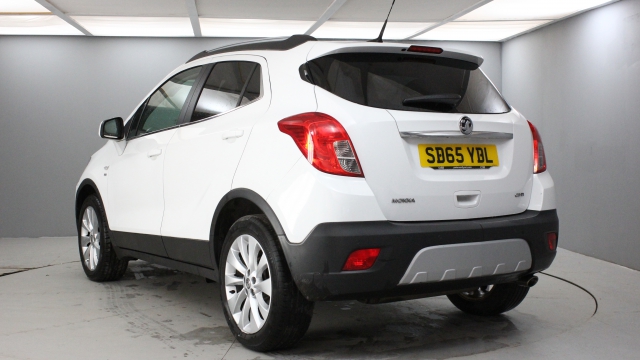 View the 2015 Vauxhall Mokka: 1.6 CDTi SE 5dr Online at Peter Vardy