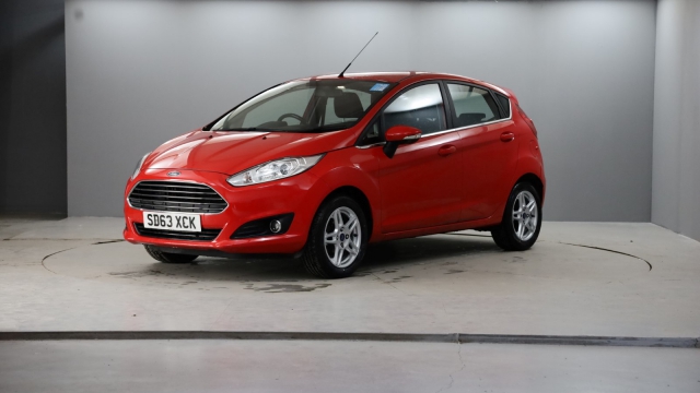 View the 2013 Ford Fiesta: 1.25 82 Zetec 5dr Online at Peter Vardy
