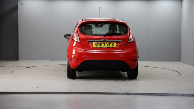 View the 2013 Ford Fiesta: 1.25 82 Zetec 5dr Online at Peter Vardy