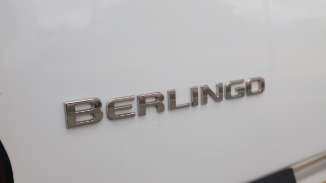 View the 2020 Citroen Berlingo: 1.5 BlueHDi 650Kg Enterprise 75ps [Start stop] Online at Peter Vardy