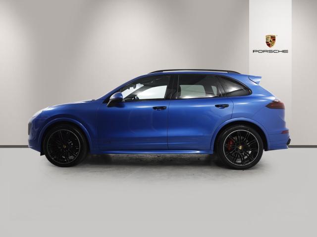View the 2016 Porsche Cayenne: GTS 5dr Tiptronic S Online at Peter Vardy