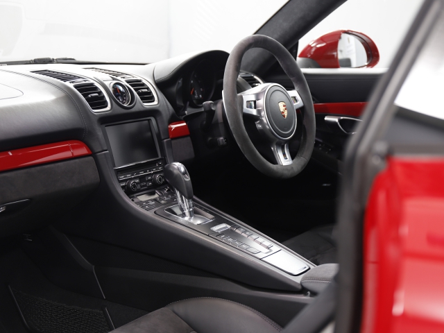View the 2015 Porsche Cayman: 3.4 GTS 2dr PDK Online at Peter Vardy