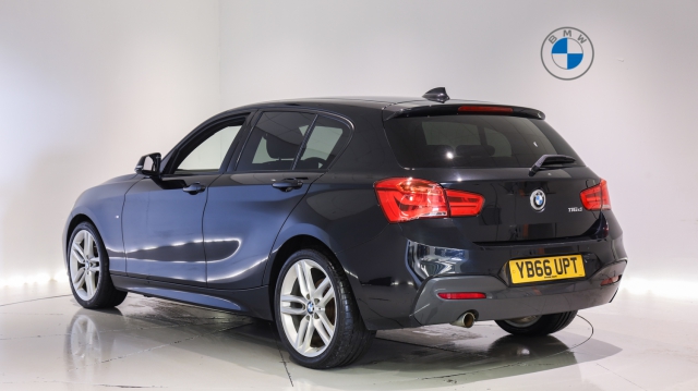 View the 2017 Bmw 1 Series: 116d M Sport 5dr [Nav] Online at Peter Vardy