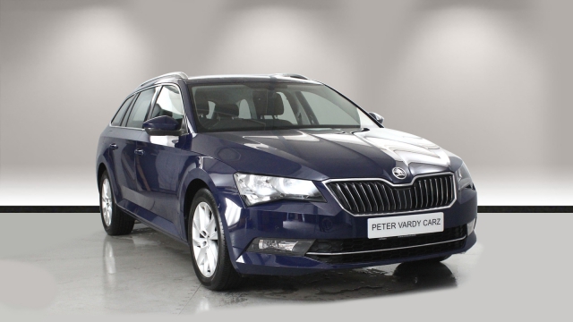 View the 2017 Skoda Superb Estate: 1.4 TSI 150 SE Technology Online at Peter Vardy
