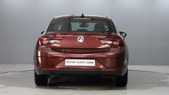 View the 2017 Vauxhall Insignia: 1.6 Turbo D ecoTec Tech Line Nav 5dr Online at Peter Vardy
