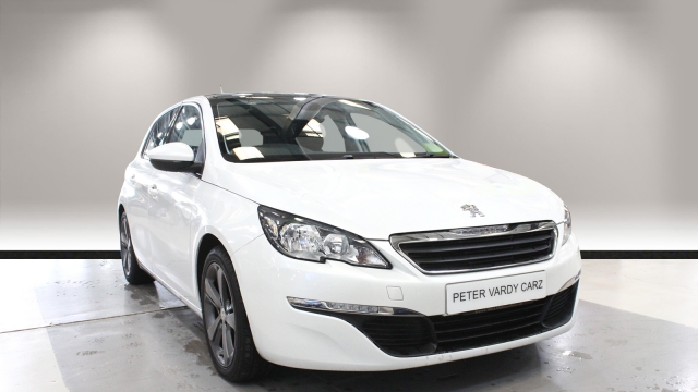 View the 2014 Peugeot 308: 1.6 HDi 115 Active 5dr Online at Peter Vardy