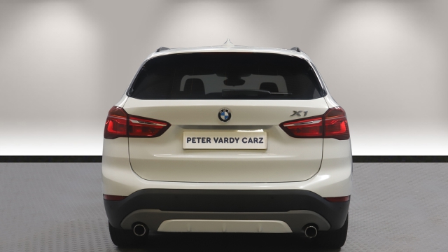 View the 2015 BMW X1: xDrive 20d Sport 5dr Step Auto Online at Peter Vardy