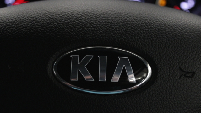 View the 2016 Kia Rio: 1.4 ISG 3 5dr Online at Peter Vardy