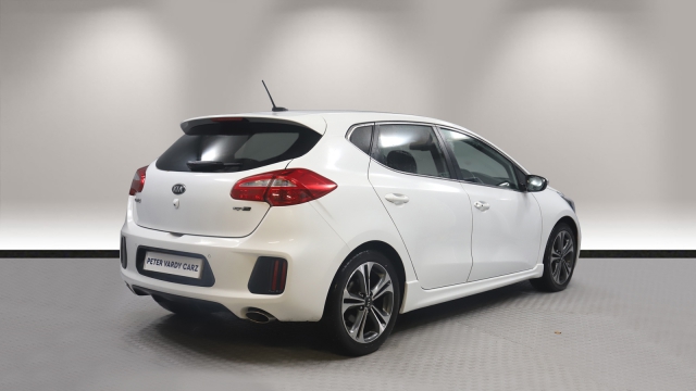 View the 2016 Kia Ceed: 1.6 CRDi ISG GT-Line 5dr Online at Peter Vardy