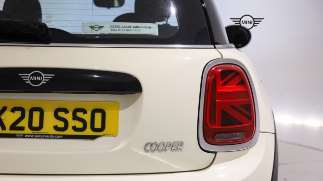 View the 2020 Mini Hatchback: 1.5 Cooper Classic II 3dr Online at Peter Vardy