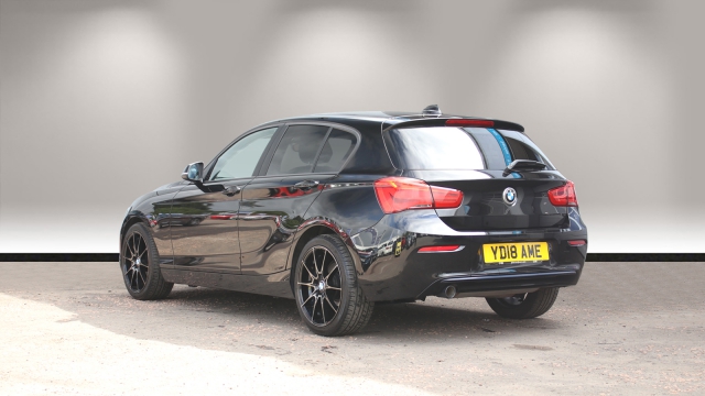 View the 2018 Bmw 1 Series: 118i [1.5] Sport 5dr [Nav/Servotronic] Online at Peter Vardy